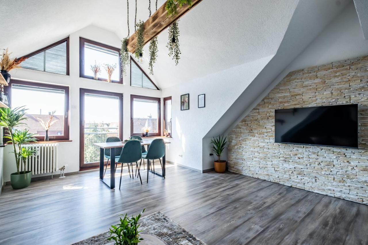 Nature Terminal Apartment - Unterwegs Zuhause Steinenbronn Kültér fotó