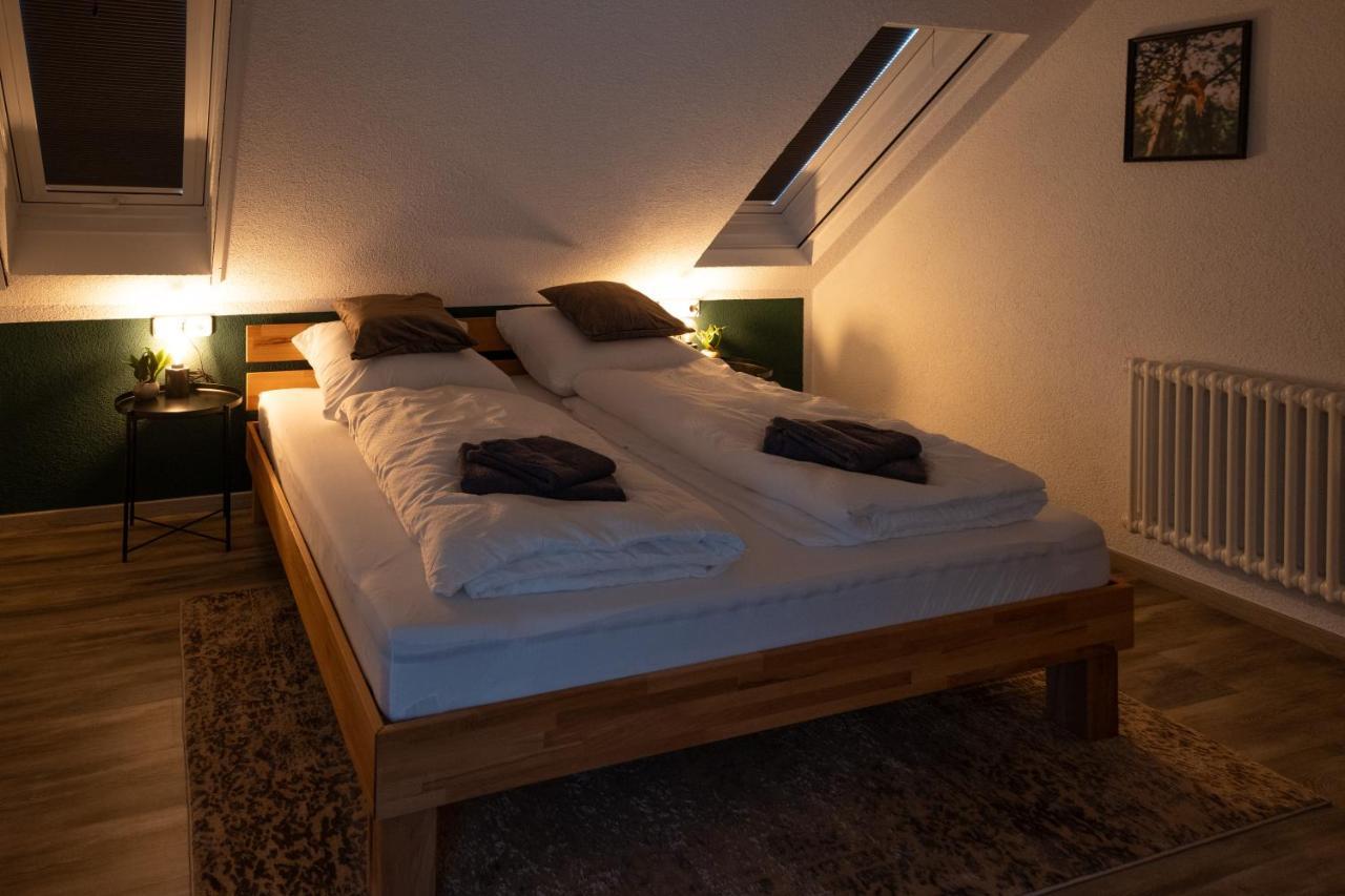 Nature Terminal Apartment - Unterwegs Zuhause Steinenbronn Kültér fotó