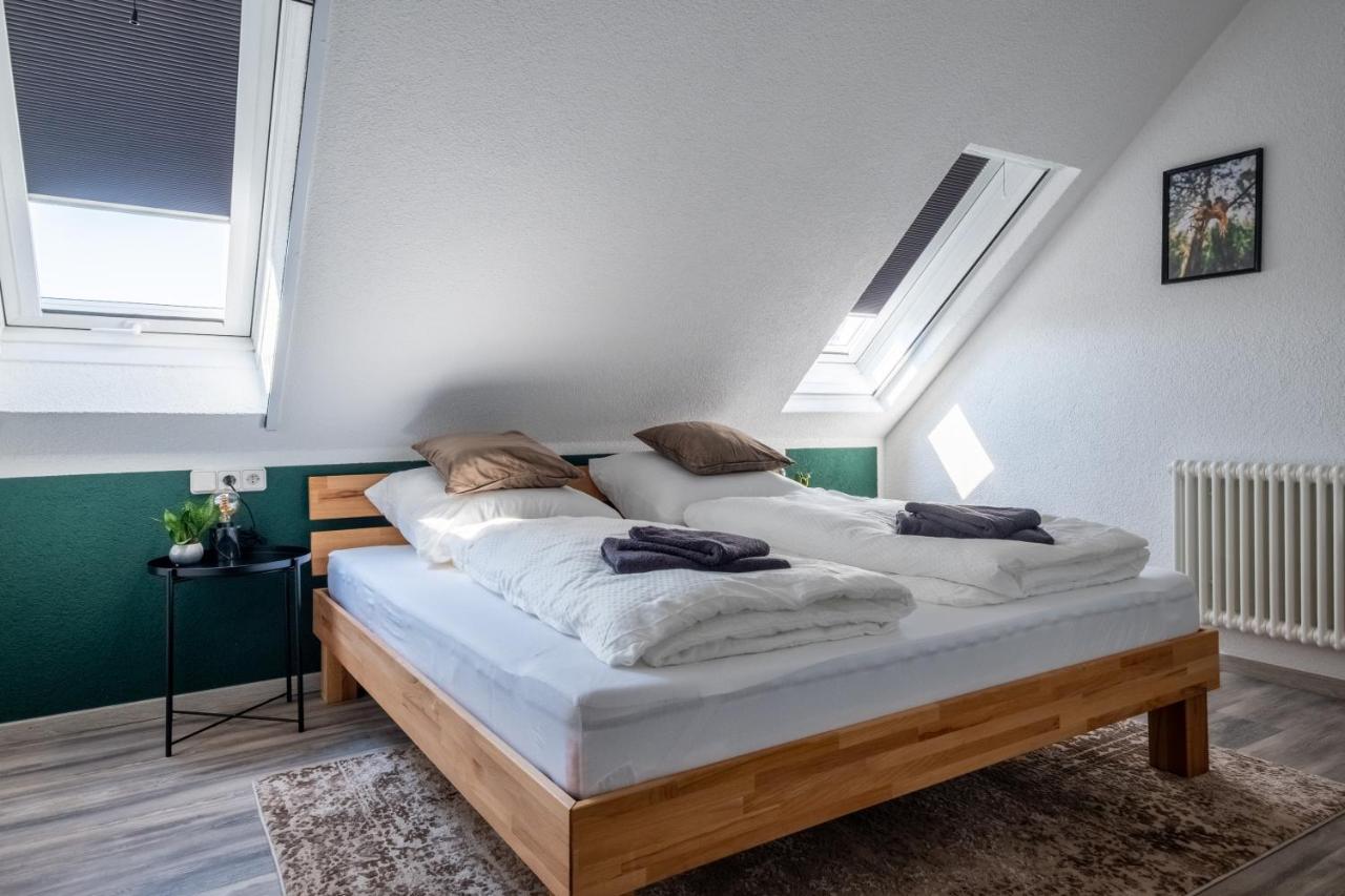 Nature Terminal Apartment - Unterwegs Zuhause Steinenbronn Kültér fotó