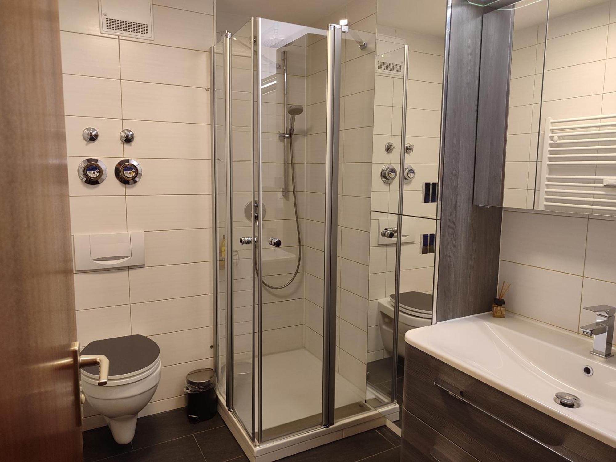Nature Terminal Apartment - Unterwegs Zuhause Steinenbronn Kültér fotó